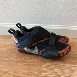 Nike Superrep cycling shoes with clip ins- Women’s size 8- brand new